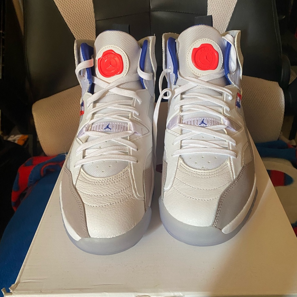 Brand new air Jordan two trey